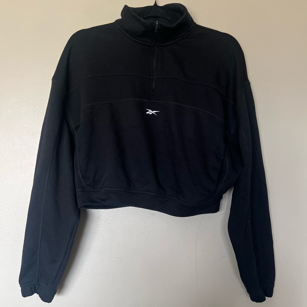Reebok Women's Black Mockneck Cropped 1/4 Zip Sweatshirt